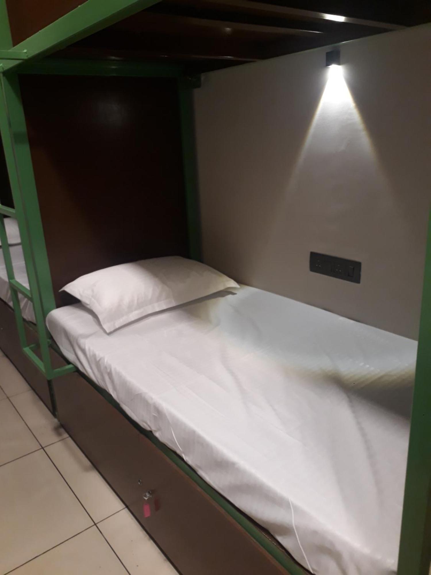 Cosycove Hostel Kochi Екстериор снимка